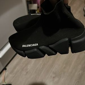 Balenciaga women’s sneakers only worn twice .basically brand new